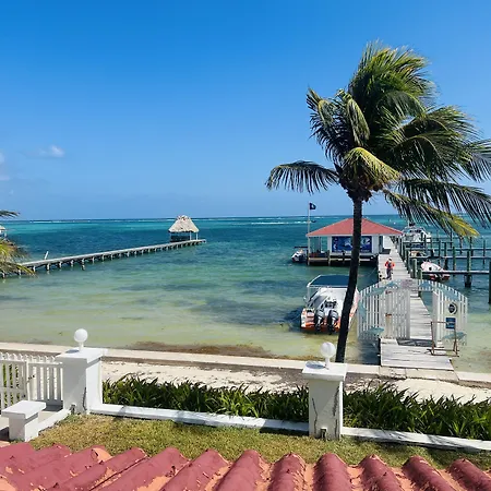 Isla Bonita Yacht Club
