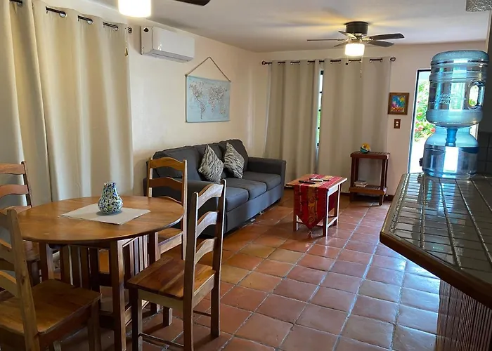 Isla Bonita Yacht Club Hotel