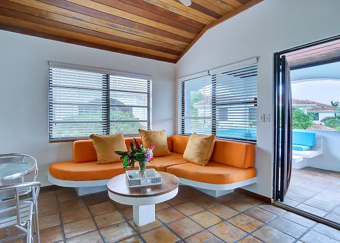 Hotel Isla Bonita Yacht Club 3*