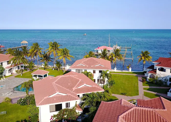 Isla Bonita Yacht Club Hotel