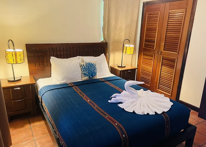 Isla Bonita Yacht Club San Pedro (Ambergris Caye)