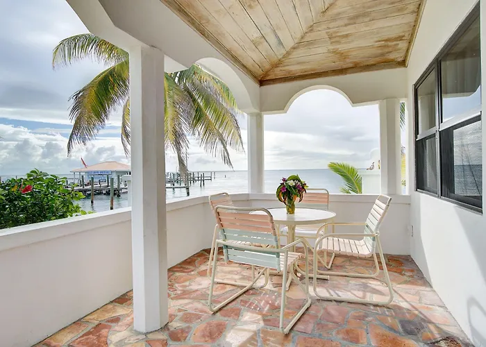 Isla Bonita Yacht Club Hotel