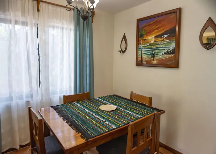 Isla Bonita Yacht Club Hotel