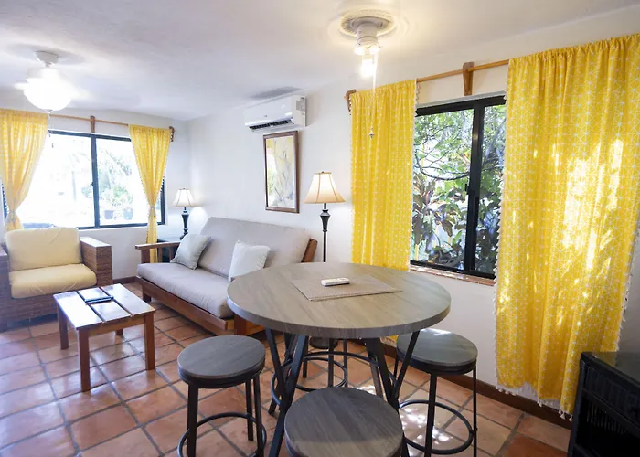 Hotel Isla Bonita Yacht Club