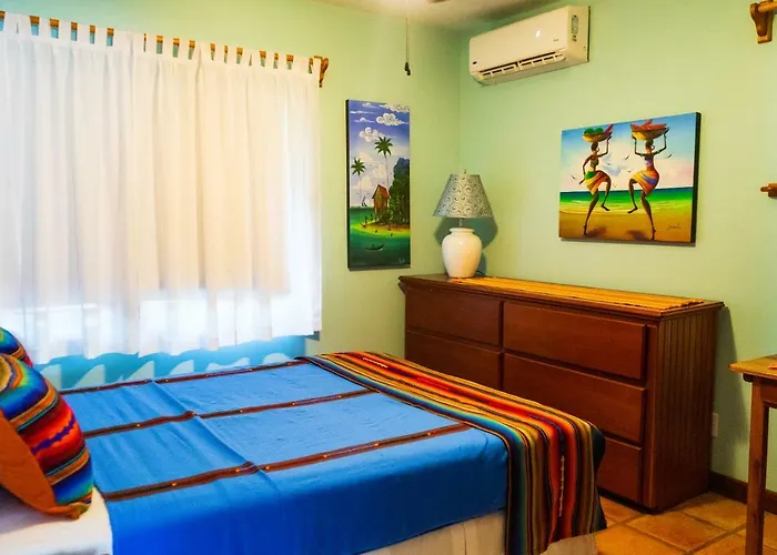 Isla Bonita Yacht Club San Pedro (Ambergris Caye)